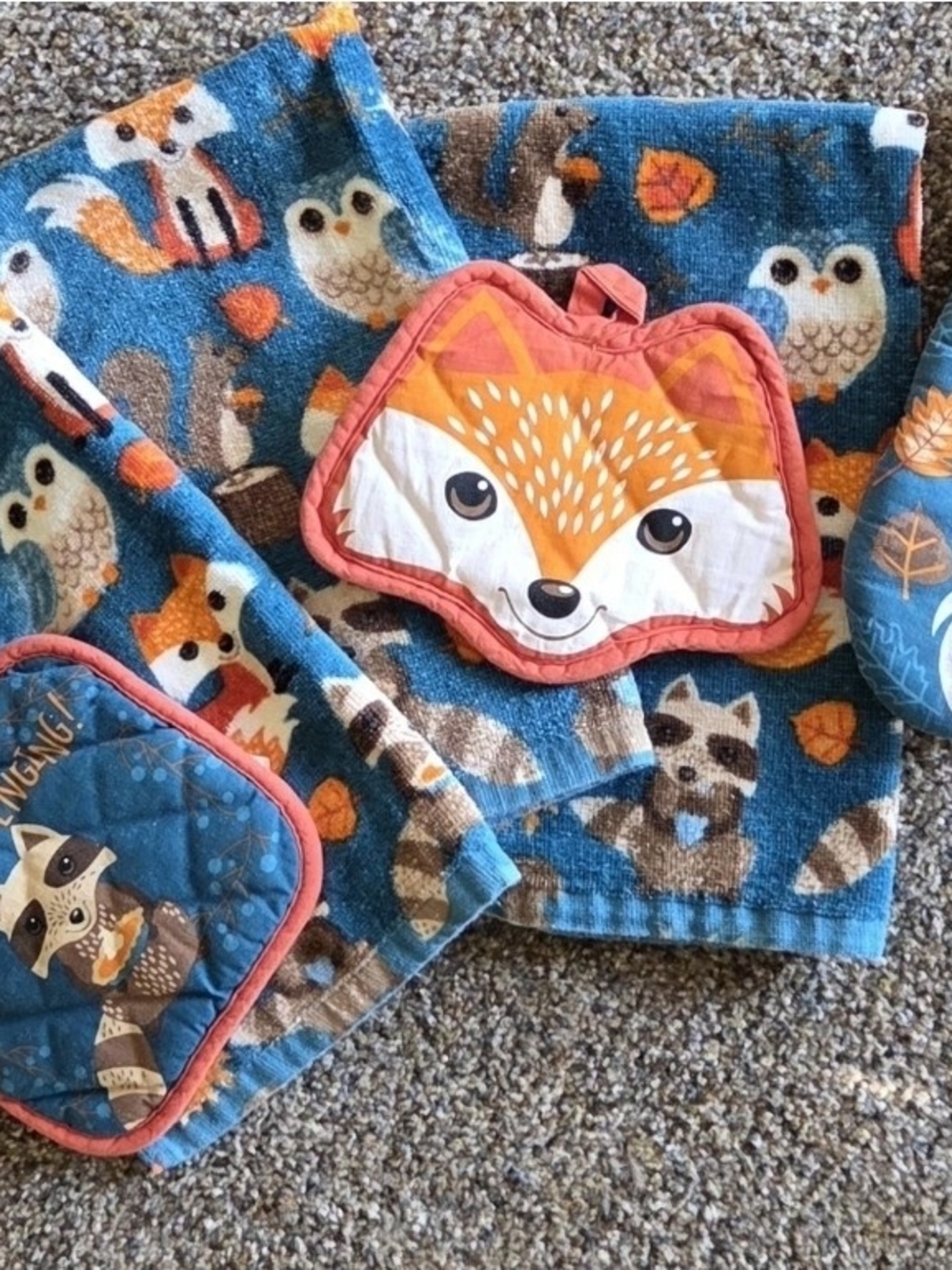 Forest Animals 3 Dish Towel 3 Pot Holder Fall Harvest Cotton Blue Thanksgiving